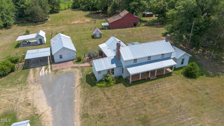Property Photo: 2204 US-158 NC 27565