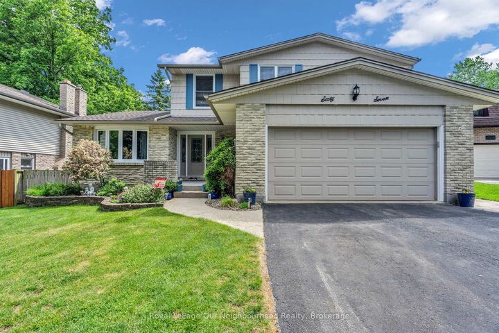 67 Bartlett Crescent — photo 1