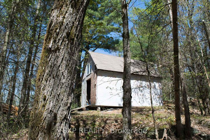 Property Photo: 1800 Bear Cave Road ON P0C 1J0