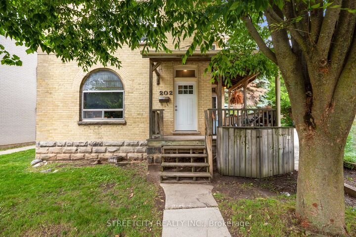Property Photo: 202 Sydenham Street ON N6A 1W3