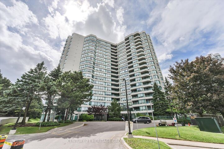 7250 Yonge Street 410 — photo 1