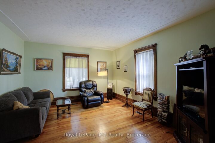 Property Photo: 252 Main Street ON N0G 1B0