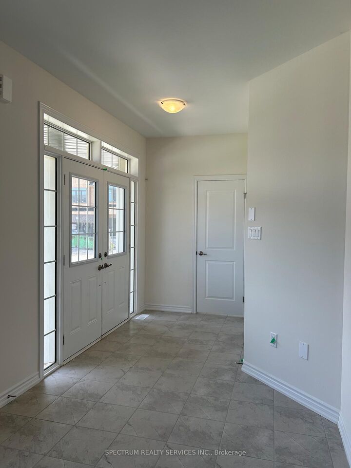 Property Photo: 42 Waldron Street ON N3V 0C3