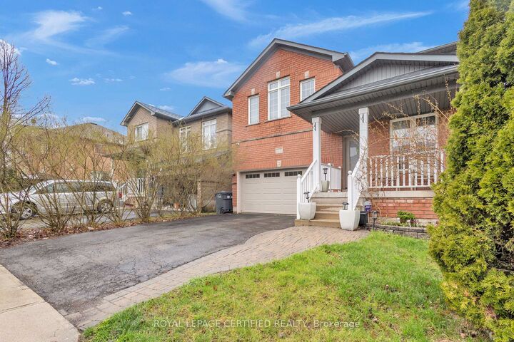 Property Photo: 17 Chestermere Crescent ON L7A 2E8