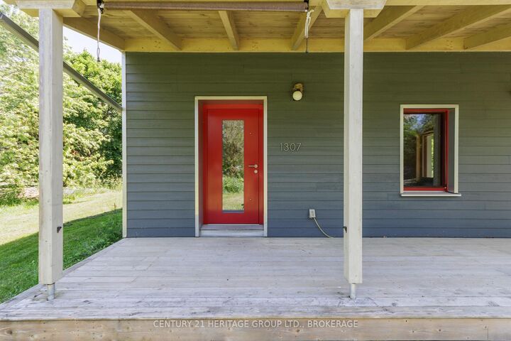 Property Photo: 1307 Going Street ON K0H 2Y0