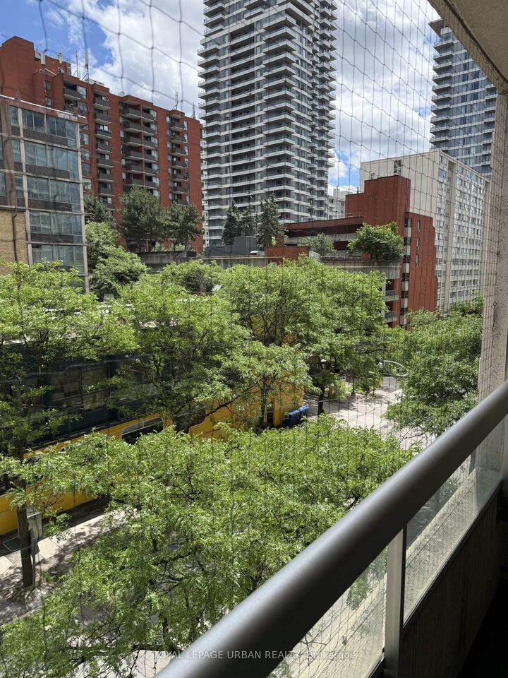 Property Photo: 43 Eglinton Avenue E 506 ON M4P 1A2