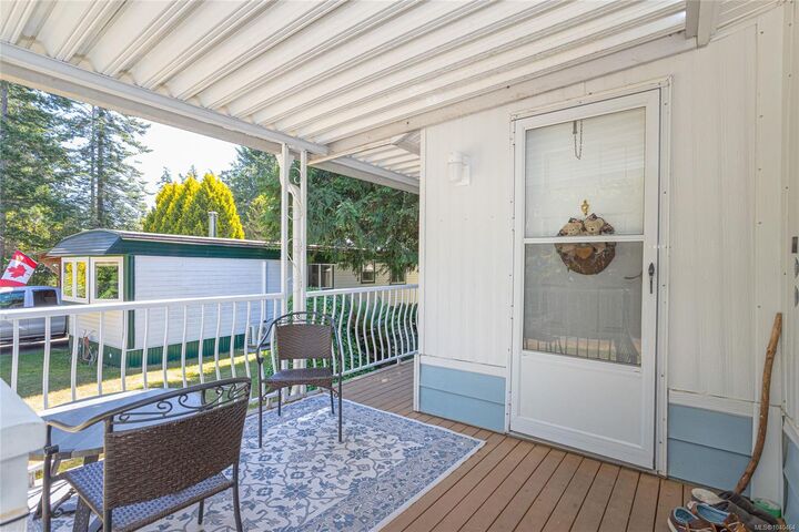 Property Photo:  6350 Island Hwy W #3  BC V9K 2E5 