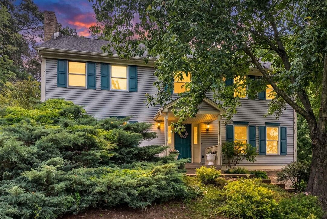 Property Photo:  2414 Wedgewood Dr  PA 15090 