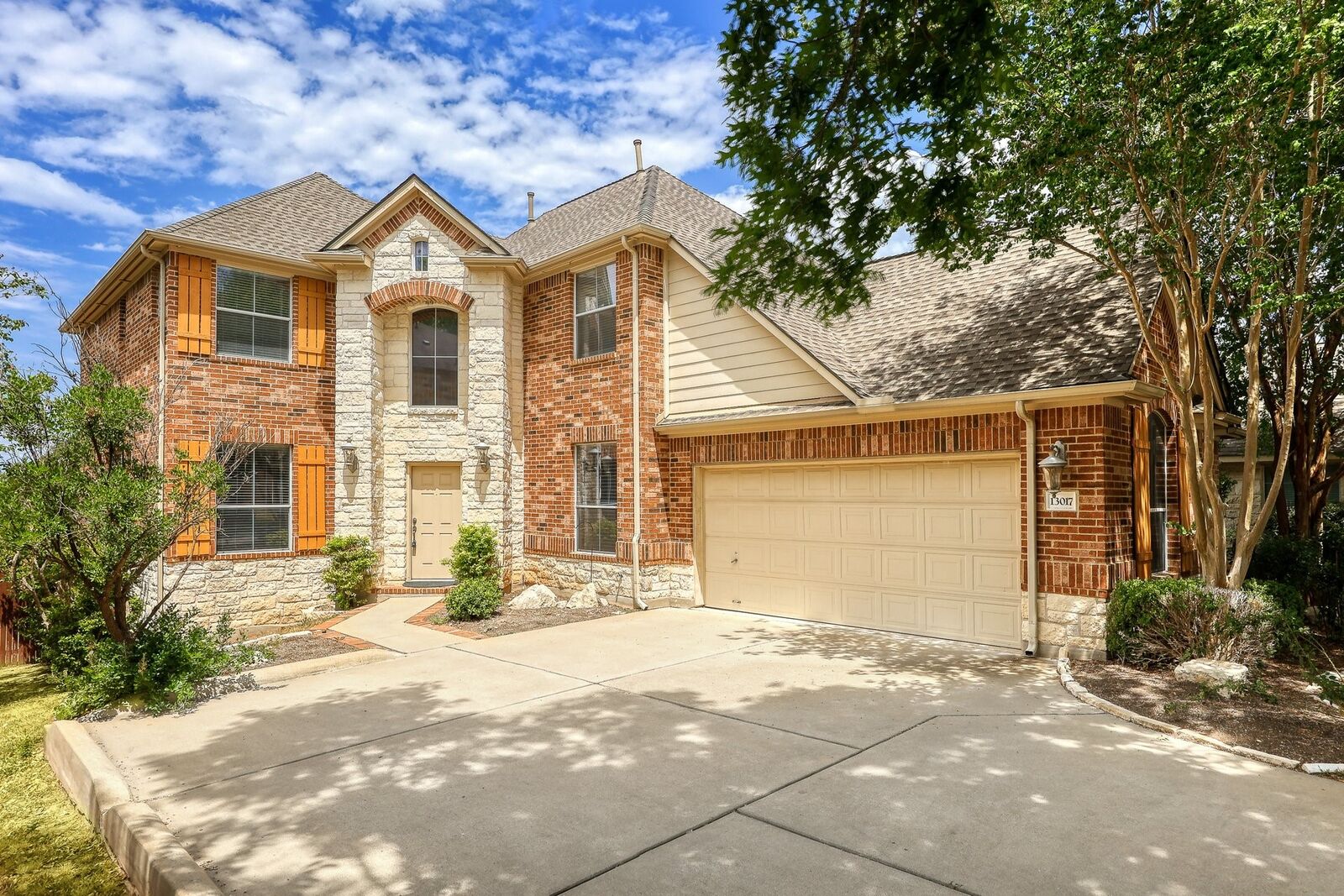 Property Photo:  13017 Appaloosa Chase Drive  TX 78732 