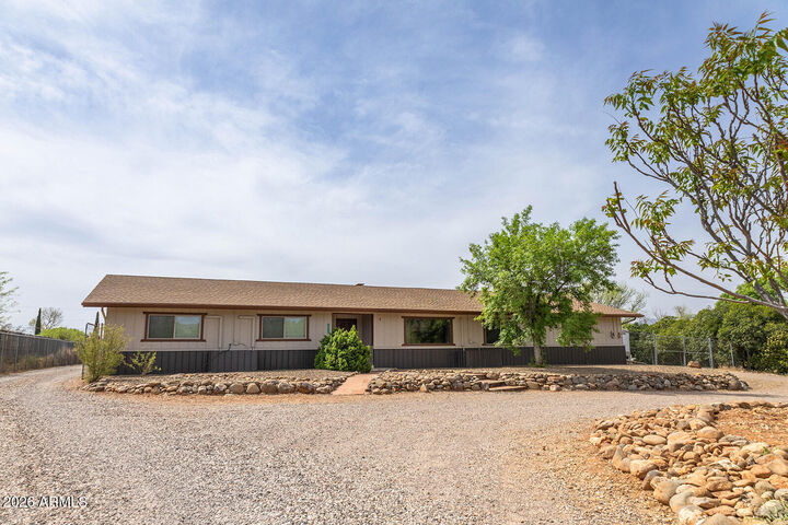 Property Photo:  10876 E Pear Tree Drive  AZ 86325 