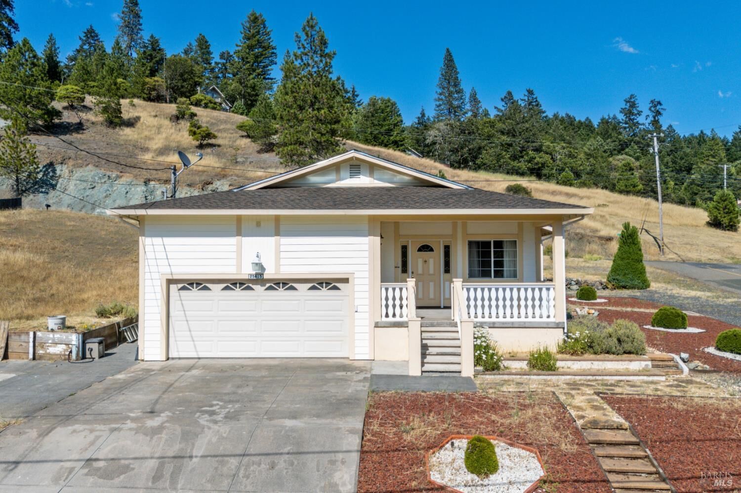 Property Photo:  25815 Hawk Drive  CA 95490 