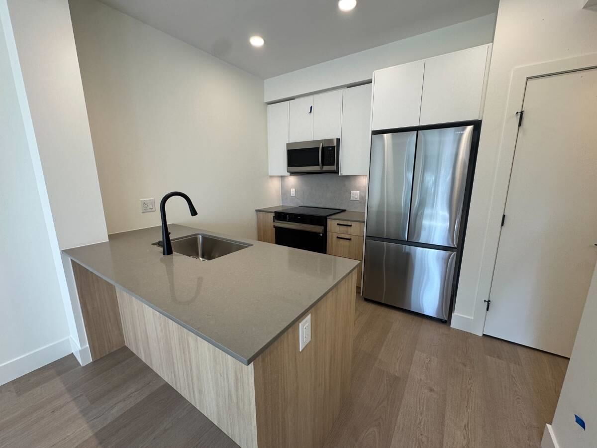 Property Photo: 10065 133 Street 40X BC V3T 3Y6