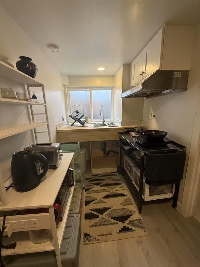 Property Photo:  300 E 35th Avenue  BC V5W 1A7 