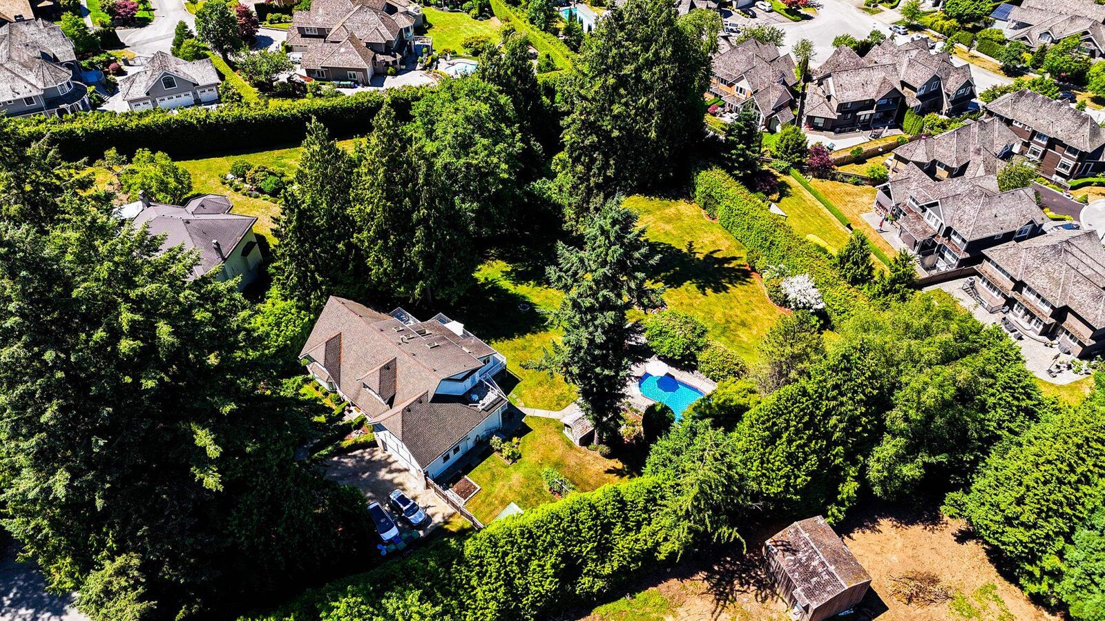 Property Photo: 16233 30B Avenue BC V4P 2X7