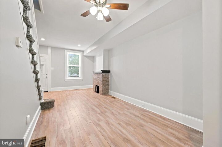 Property Photo:  869 Moyer Street  PA 19125 