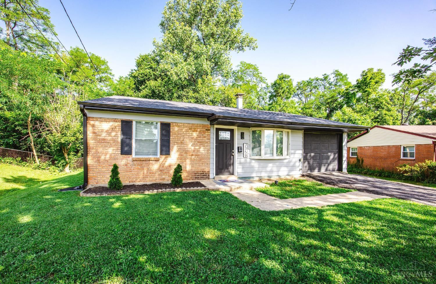 Property Photo:  7359 Estate Court  OH 45224 