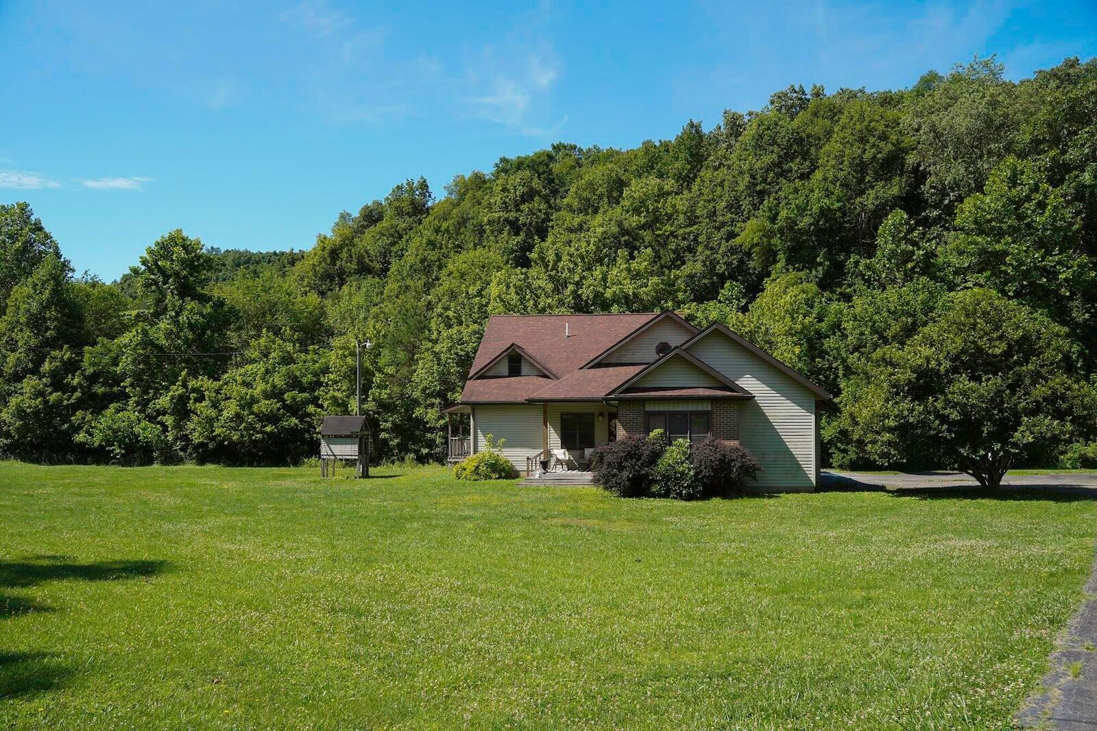 Property Photo:  1451 Meadow Run Road  OH 45690 