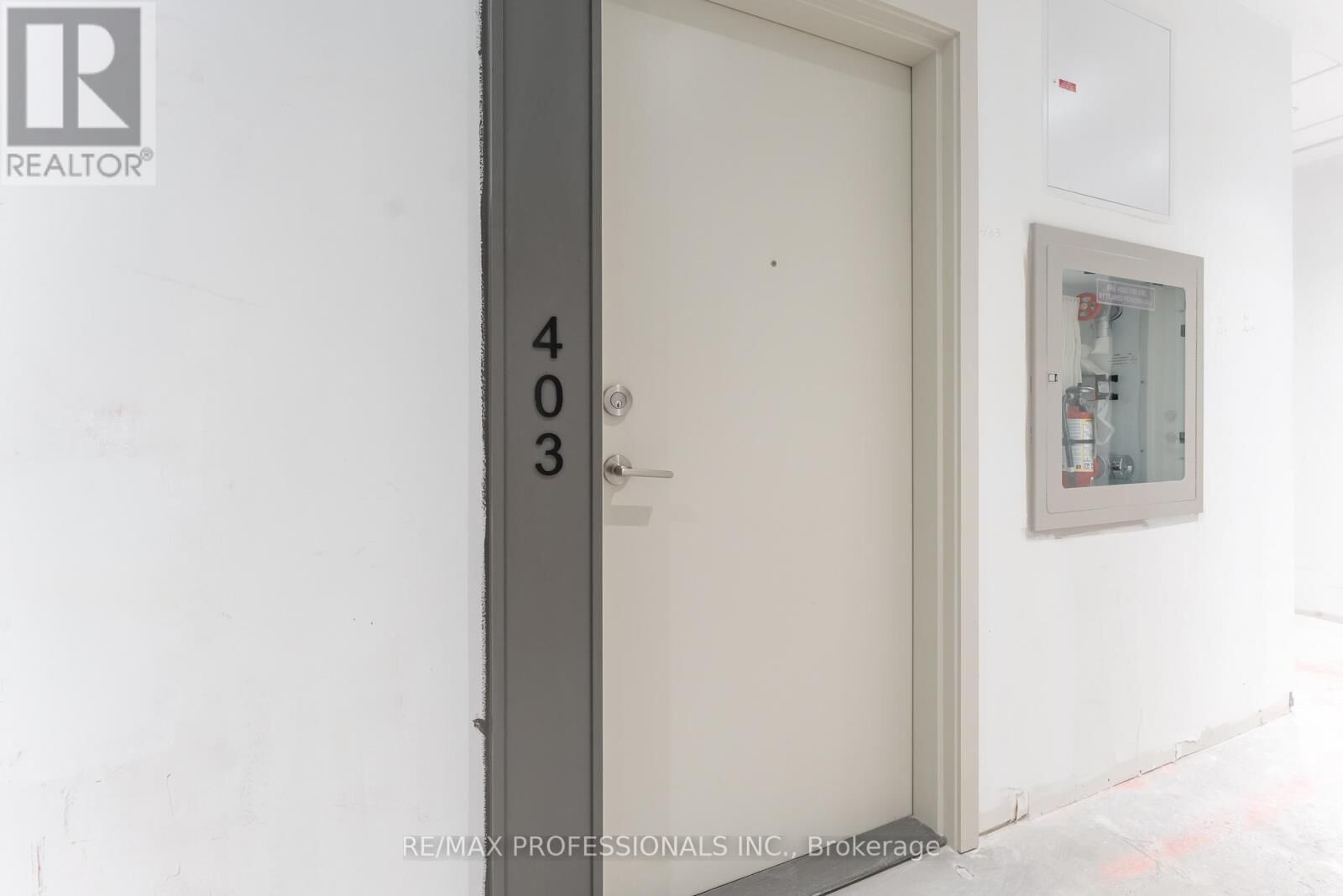 Property Photo: 10 Flavelle Trail 403 ON L4L 1V8