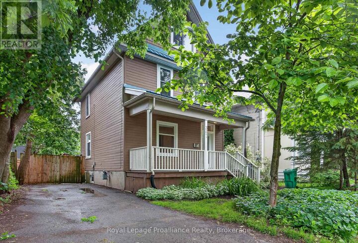 Property Photo:  367 Edinburgh Street  ON K9H 3G1 