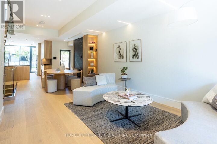 Property Photo:  179 Palmerston Avenue  ON M6J 2J3 