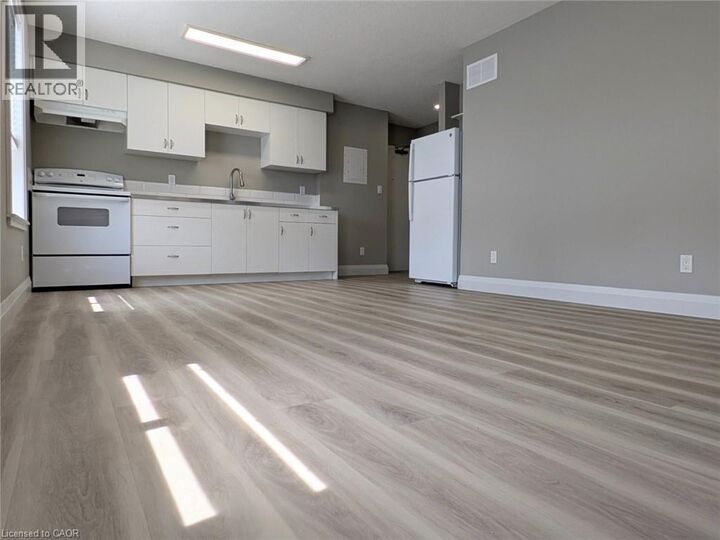Property Photo: 133 North Wellington Street North 11 ON N2H 5J9