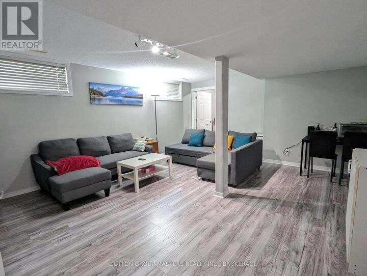 Property Photo: 544 Freeman Crescent ON K7K 7H5