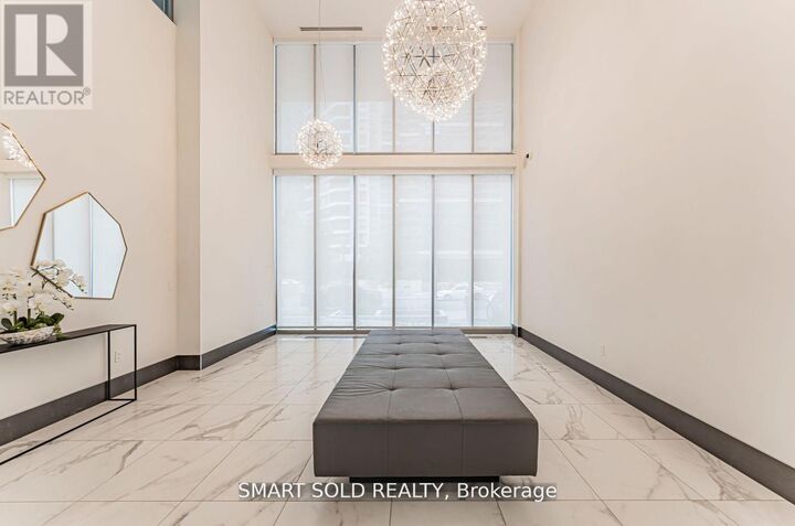 Property Photo: 25 Holly Street 2003 ON M4S 0E3