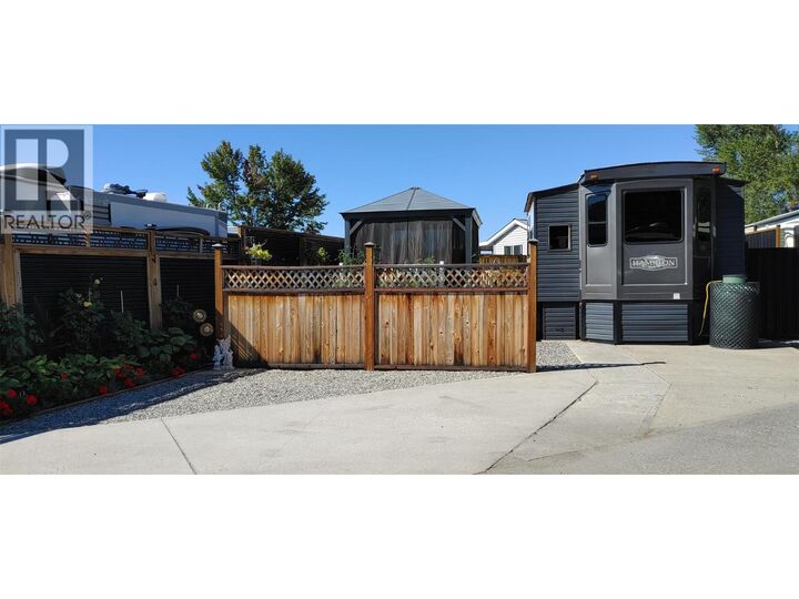 415 Commonwealth Road 428 — photo 1