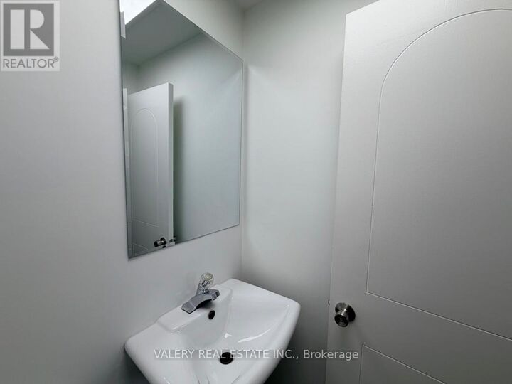 Property Photo:  64 Lexington Ave Avenue Main  ON M9V 2G8 