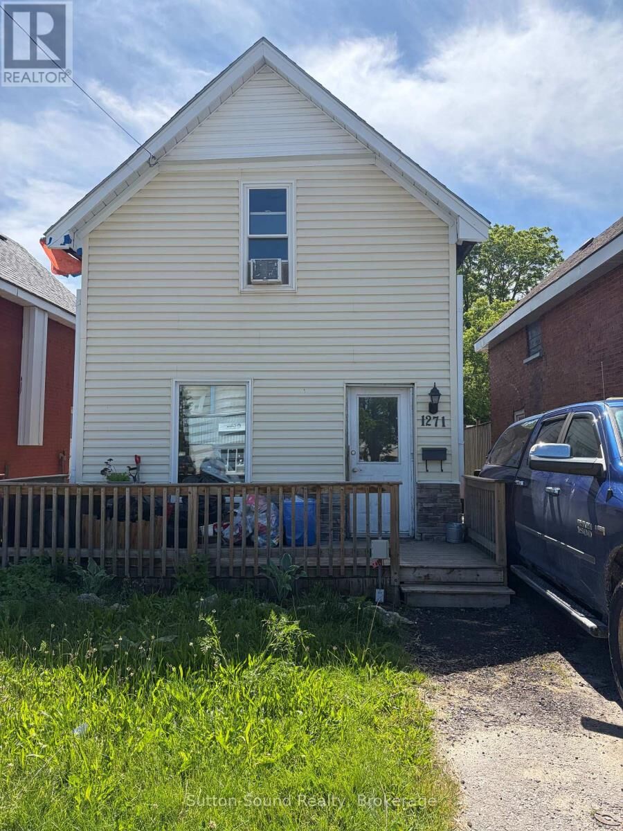 Property Photo: 1271 2nd Avenue East ON N4K 2J2