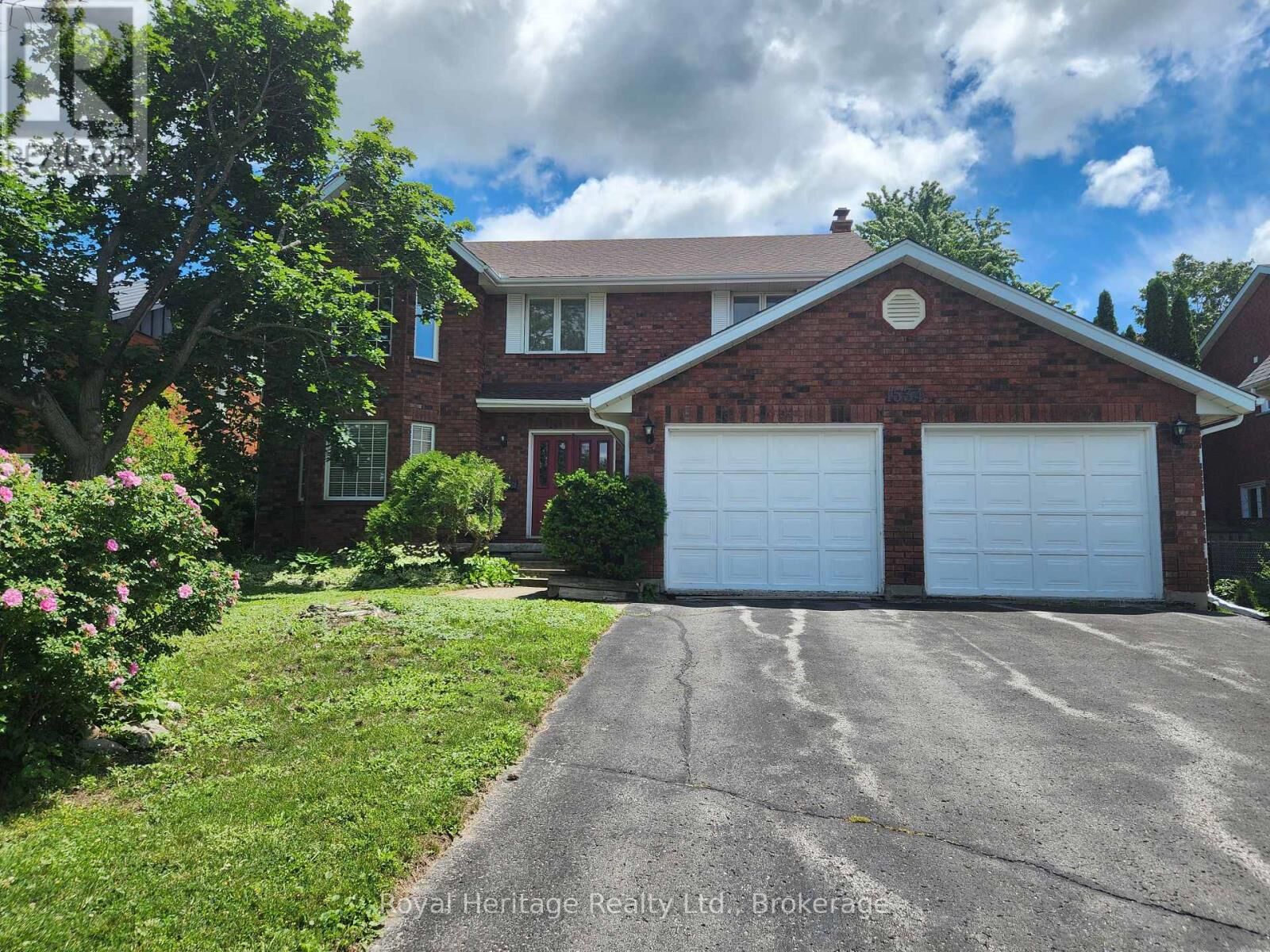 Property Photo: 1534 Scollard Crescent ON K9H 7L1