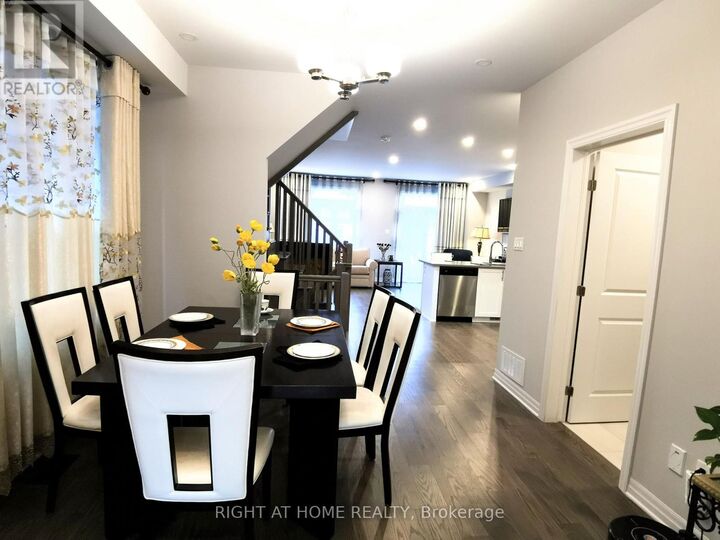 Property Photo:  321 Lysander Place  ON K1K 3X8 