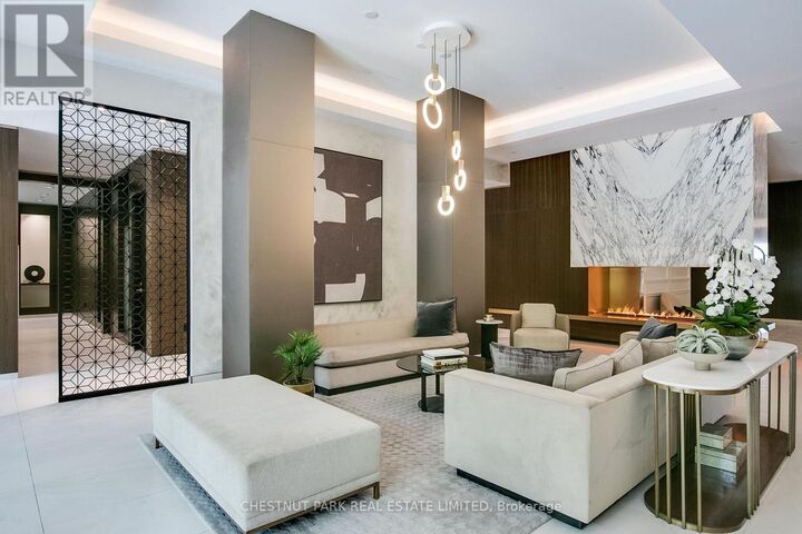 Property Photo: 1700 Avenue Road Ph706 ON M5M 1T8