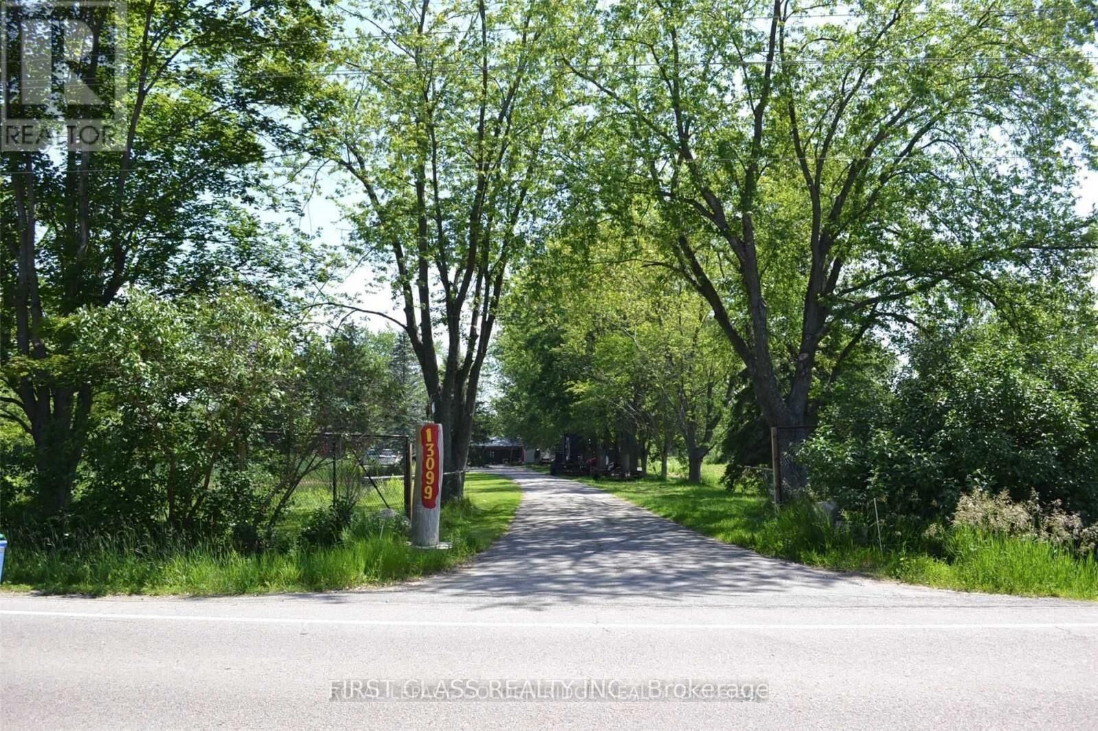 Photo de la propriété:  13099 Kennedy Road  ON L4A 7X5 