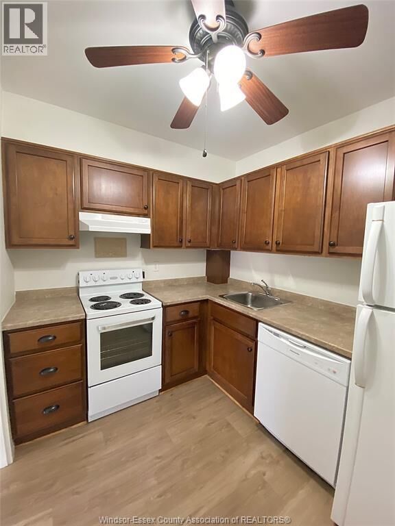 Property Photo:  8591 Riverside Drive East 805  ON N8S 1G3 