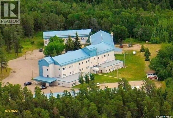 Property Photo:  107 102 Manor Drive  SK S0E 1E0 