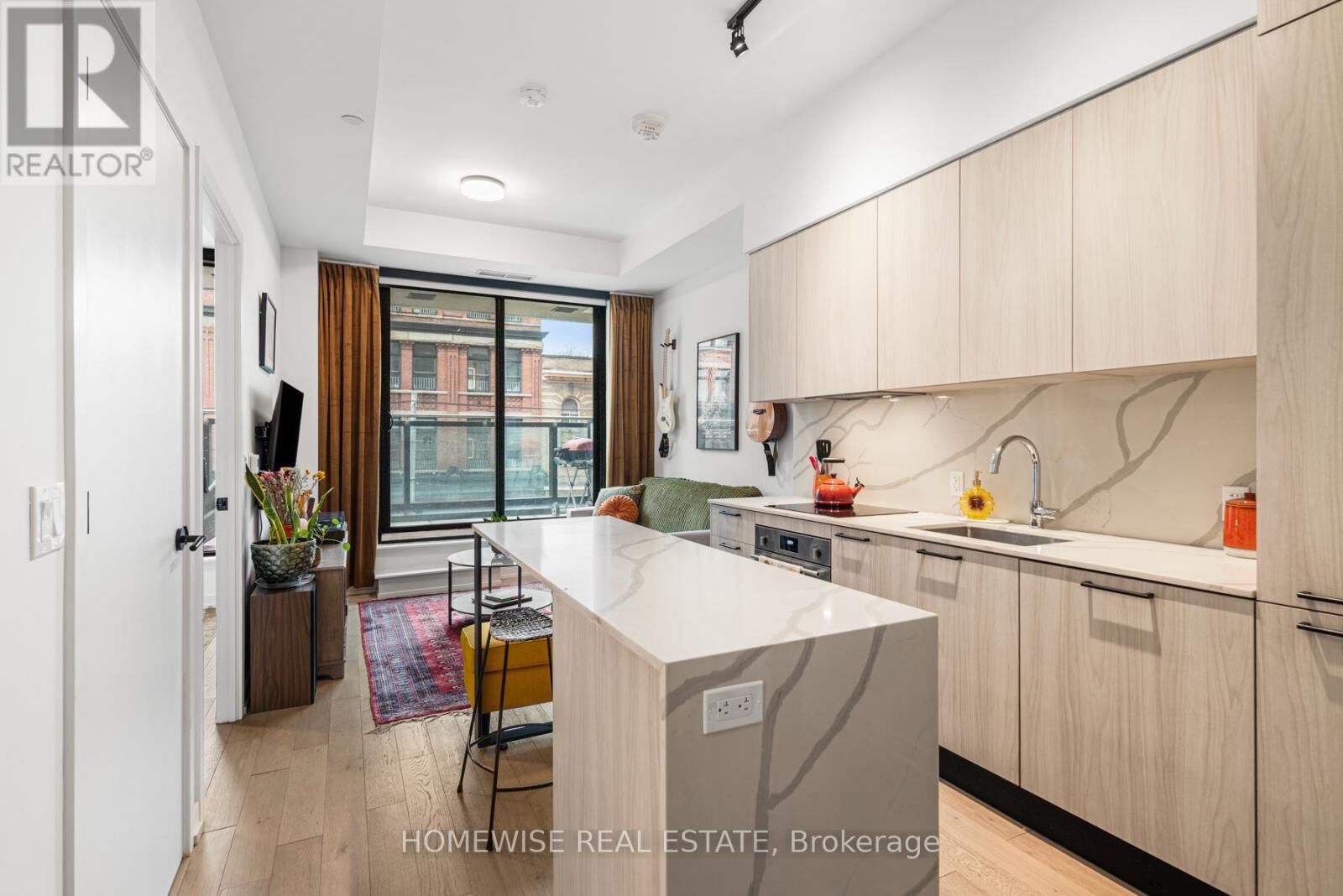Property Photo:  200 Sudbury Street 208  ON M6J 0H1 