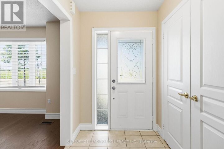 Property Photo:  3201 Neyagawa Boulevard  ON L6M 4M2 