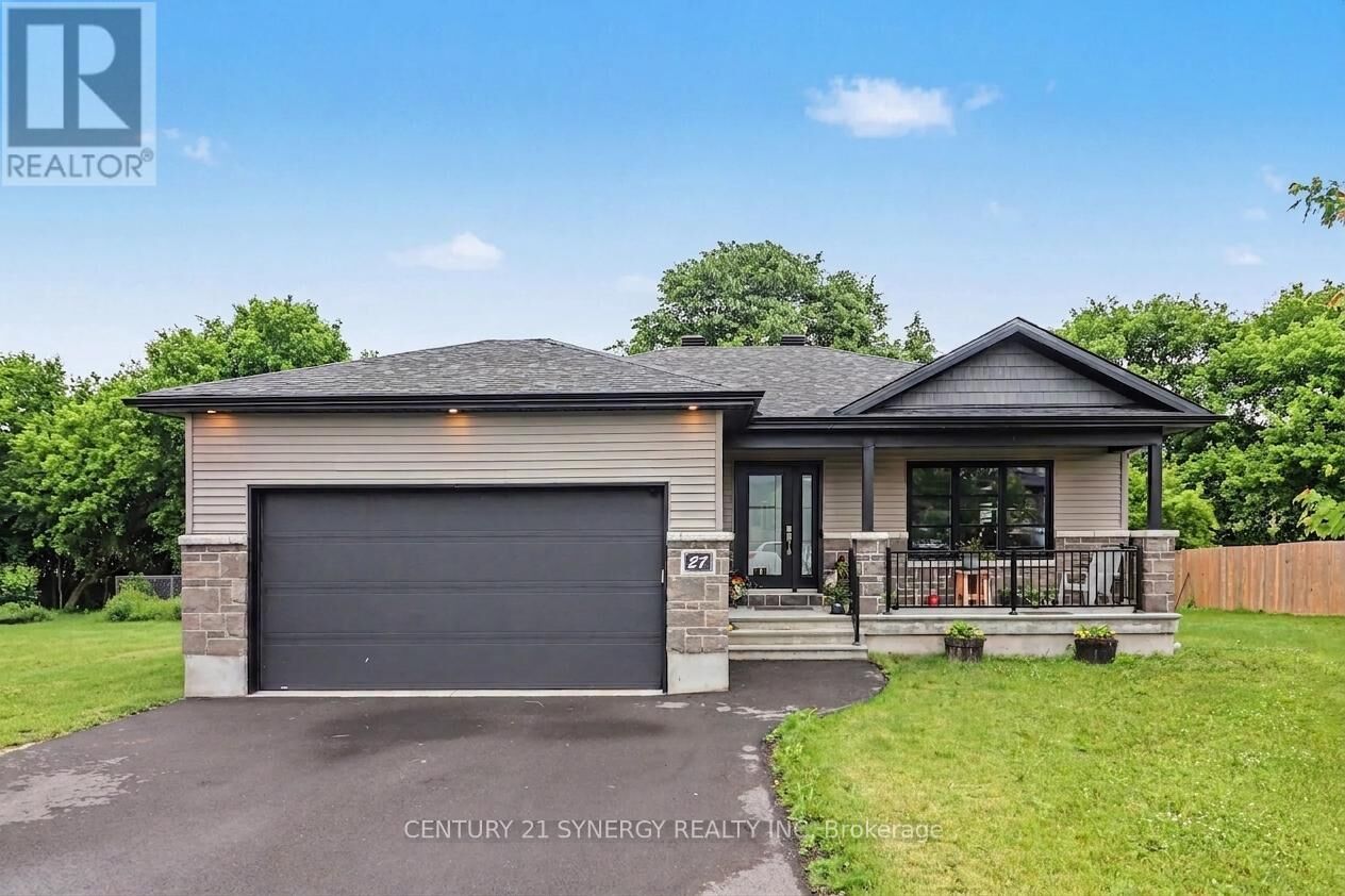 Property Photo: 27 Calco Crescent ON K0C 1W0
