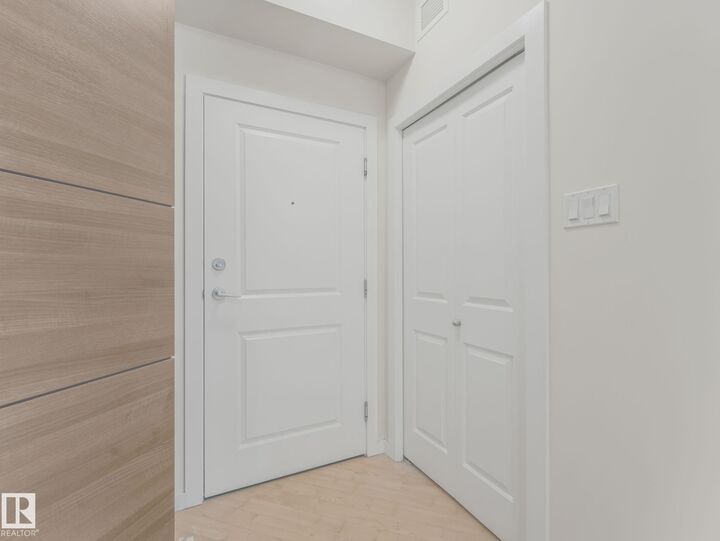 Property Photo:  9519 160 Avenue NW 406  AB T5Z 0N1 