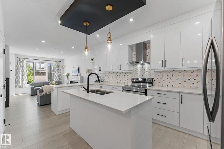 Property Photo: 3606 42 Avenue AB T4X 3B3