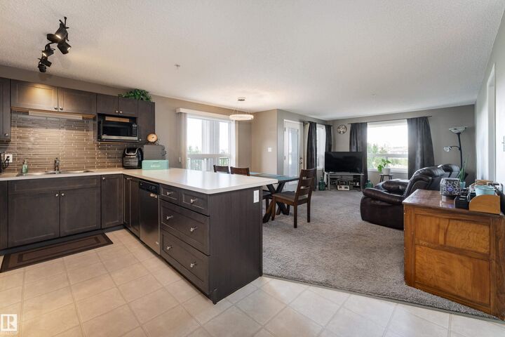 Property Photo: 1520 Hammond Gate Gate NW 347 AB T6M 0J4