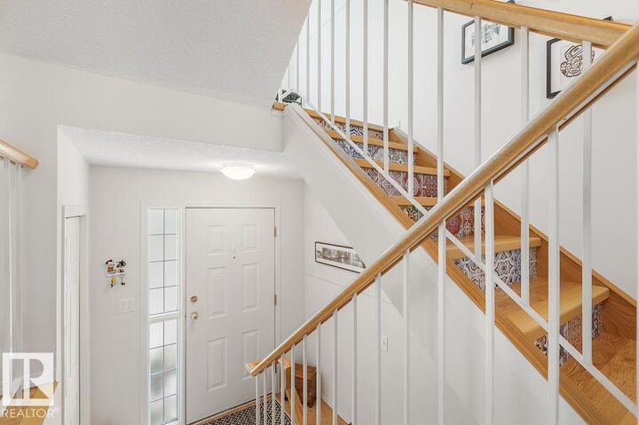 Property Photo: 9630 176 Street NW 44 AB T5T 6C8
