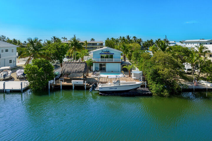 Property Photo:  140 Iroquois Drive  FL 33036 