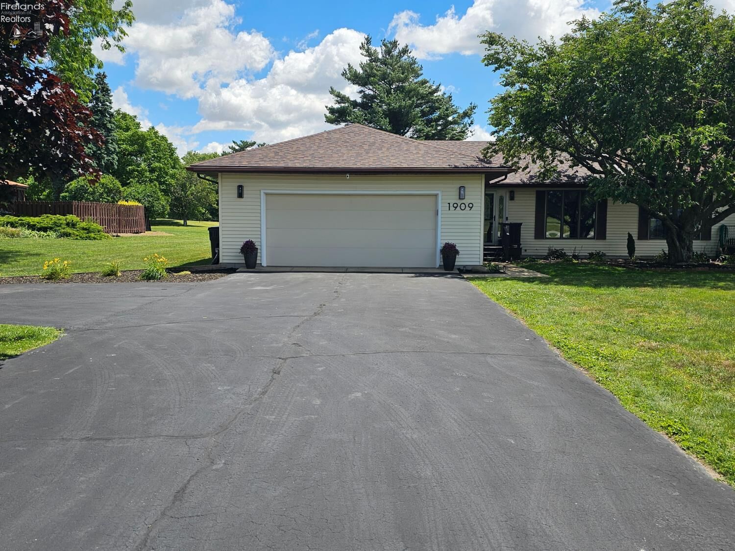 Property Photo:  1909 South Main St.  OH 43410 
