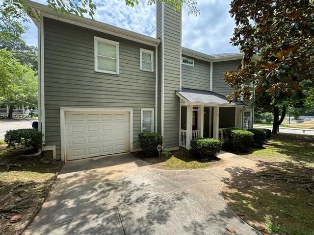 Property Photo: 5261 Savannah Terrace GA 30083