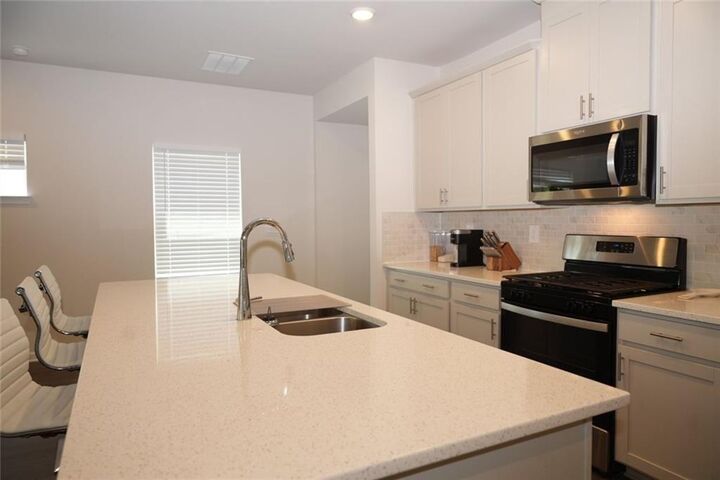 Property Photo:  733 Gabby Point SW  GA 30126 