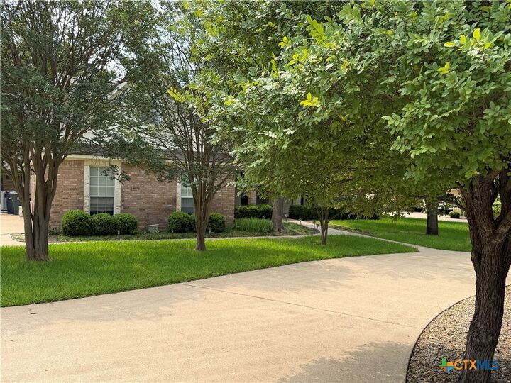 Property Photo:  901 Salado Oaks Drive  TX 76571 