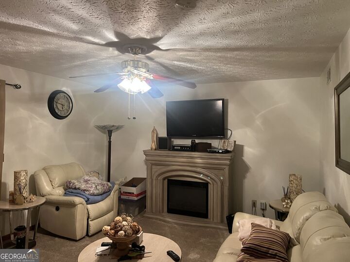 Property Photo:  589 Tarragon Court SW  GA 30331 