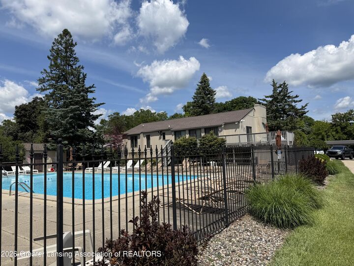 Property Photo: 523 Bainbridge Drive MI 48823